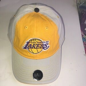 NWT Unisex NBA Lakers Fitted Cap